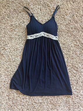 Navy Lace-Trim Sleep Nursing Nightgown size small Bump In The Night Maternity